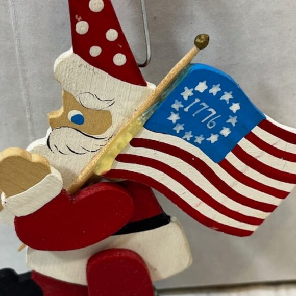 VTG Emgee Ornament Santa Marching with Flag Bicentennial Wooden 3.5"x5" - Picture 4 of 9